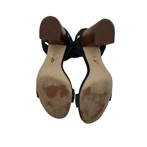 Ava & Aiden Blue Leather Ankle Wrap Block Heel Sandals Size 7 1/2 Women's - Picture 10 of 10